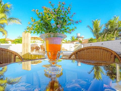 Poolside bar