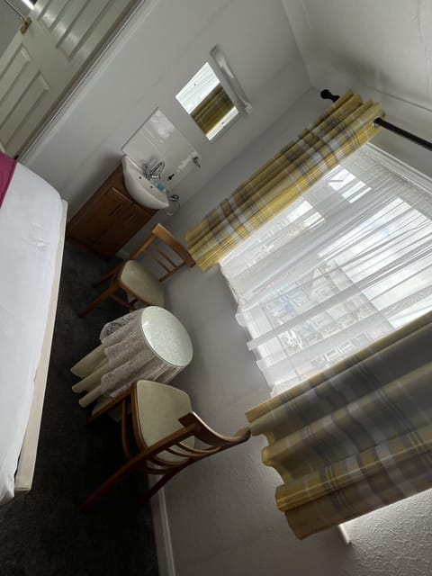 Double Room (19 - Room Only) | Free WiFi, bed sheets