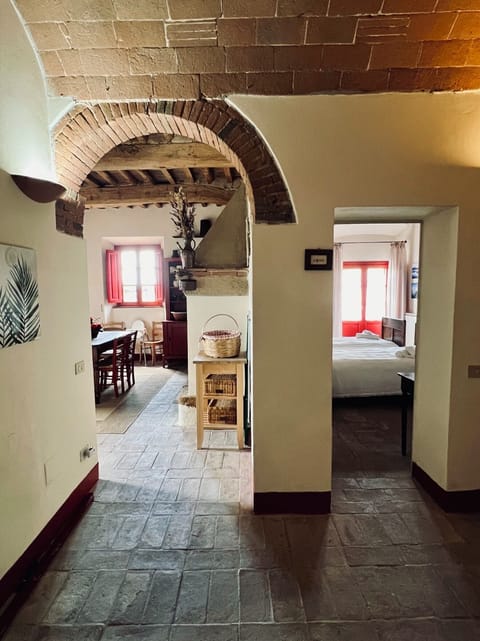 Ground Floor Apartment, 3 Bedrooms | Living area