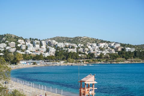 Beach nearby, sun loungers, beach umbrellas, 3 beach bars