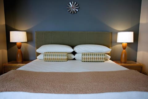 In-room safe, free WiFi, bed sheets