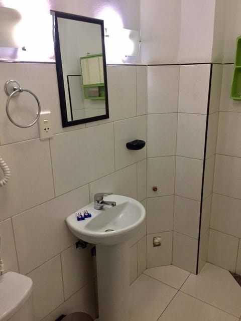 Comfort Apartment | Bathroom | Shower, hair dryer, towels, soap