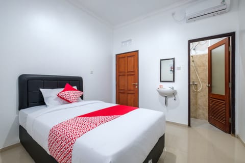 Standard Single Room | 1 bedroom, free WiFi, bed sheets