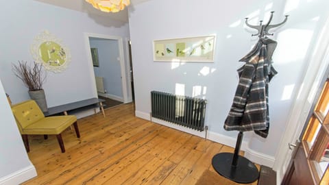 Cottage (6 Bedrooms) | Interior