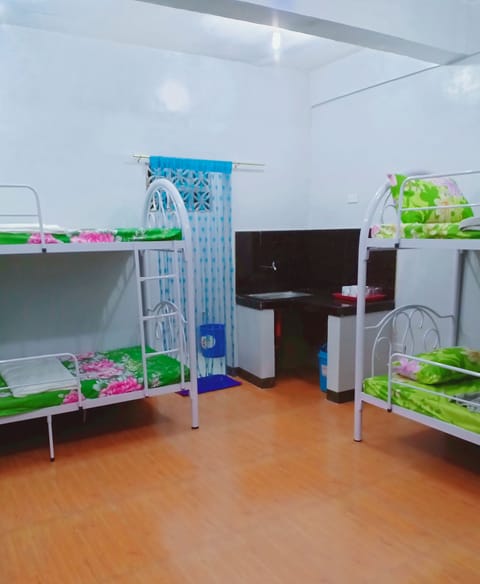 1-bed in a Shared Dormitory, Mixed Dorm | Rollaway beds, free WiFi, bed sheets