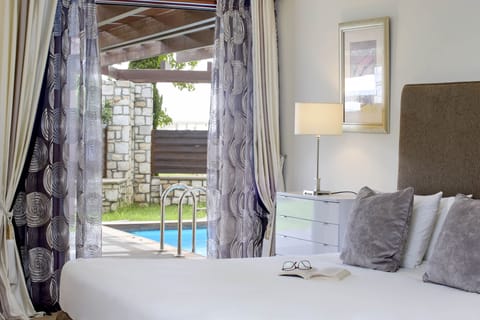 Premier Suite, 2 Bedrooms, Private Pool | Down comforters, minibar, in-room safe, desk