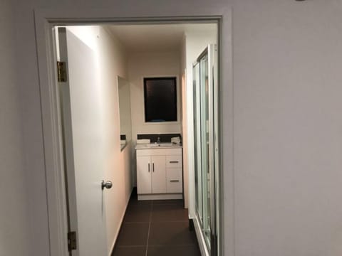 Rainfall showerhead, free toiletries, hair dryer, towels