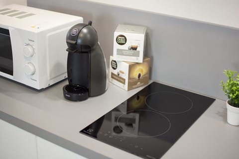 Standard Double Room | Coffee and/or coffee maker