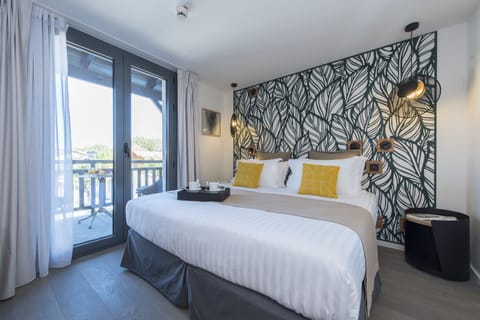 Double Room (Fougere) | Premium bedding, minibar, in-room safe, individually decorated