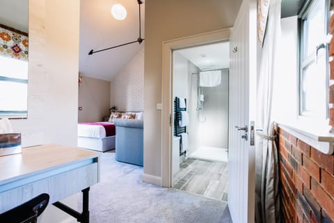 Superior Triple Room, Ensuite (The Ferguson Room)