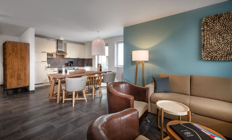 Apartment, Balcony, Mountain View (Alpine Luxury) | In-room safe, cribs/infant beds, rollaway beds, free WiFi