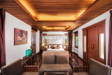 Oriental villa | Premium bedding, minibar, in-room safe, individually furnished