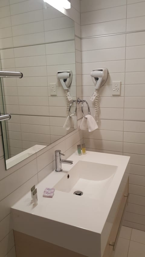 Hair dryer, towels