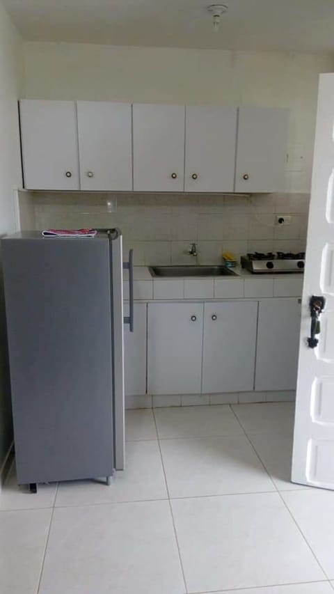 Family Apartment | Private kitchen | Fridge, stovetop, cookware/dishes/utensils