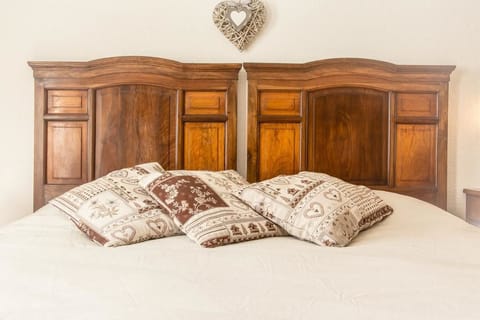 Superior Quadruple Room | Premium bedding, down comforters, pillowtop beds, blackout drapes