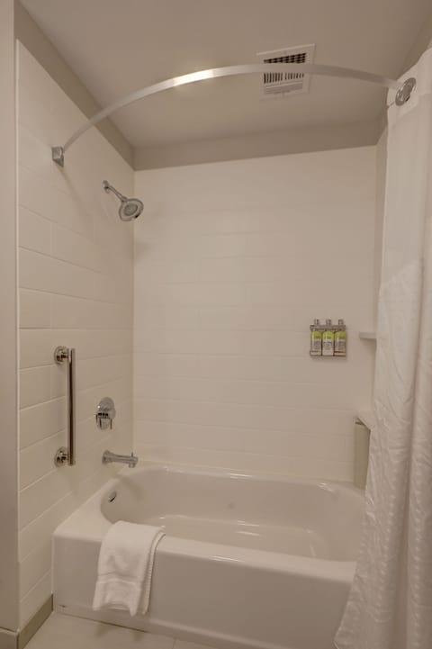 Room, Accessible, Non Smoking (Mobility Tub) | Bathroom | Free toiletries, hair dryer, towels, soap