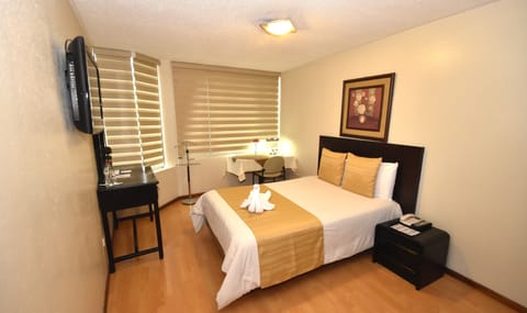 Superior Room | In-room safe, soundproofing, free WiFi, bed sheets