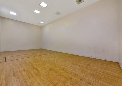 In-building racquetball court, just one floor down!