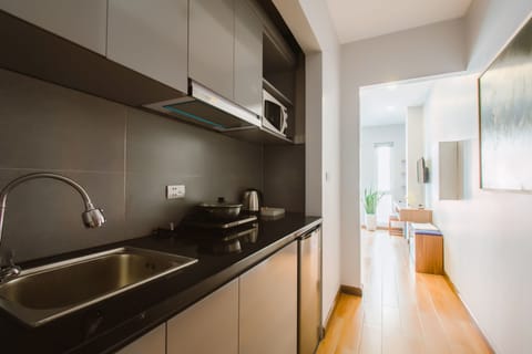 Double Room, Kitchenette | Private kitchen