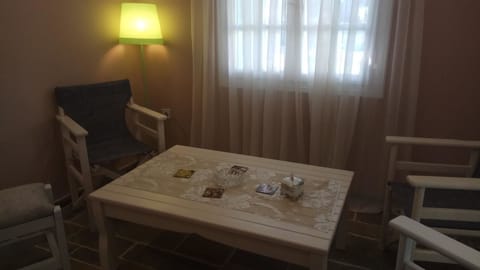 House | Living area | Flat-screen TV