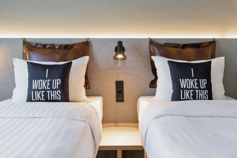 Room, 2 Twin Beds | Premium bedding, Select Comfort beds, in-room safe