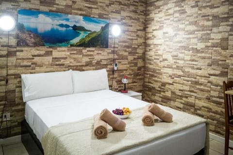 Double Room, Shared Bathroom | Free WiFi