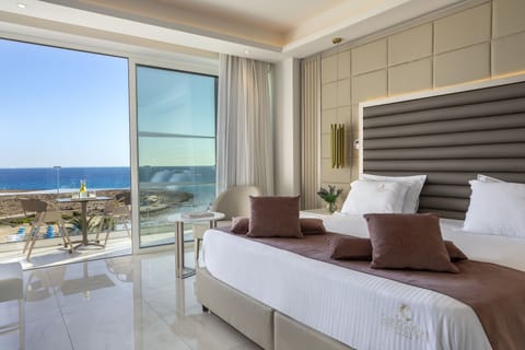 Superior Room, 1 Bedroom, Balcony, Beach View | Premium bedding, Tempur-Pedic beds, minibar, in-room safe