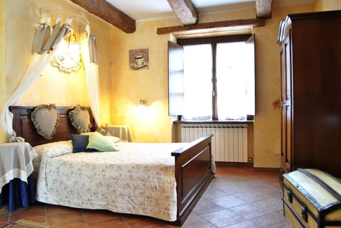 Double Room | In-room safe, desk, cribs/infant beds, rollaway beds