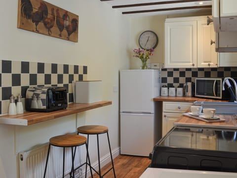 Breakfast bar | The Stables - Vielstone, Buckland Brewer, near Bideford