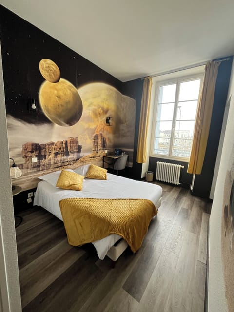 Comfort Double Room, 1 Double Bed (Thématique) | Soundproofing, iron/ironing board, free cribs/infant beds, free WiFi