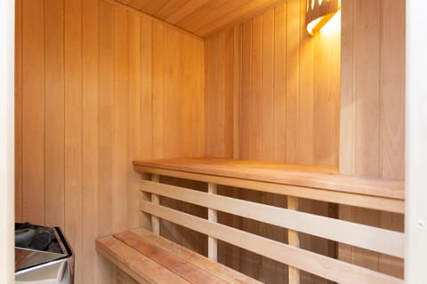 Design Apartment, Sauna, City View (Kirova 1) | Bathroom | Shower, rainfall showerhead, hair dryer, towels