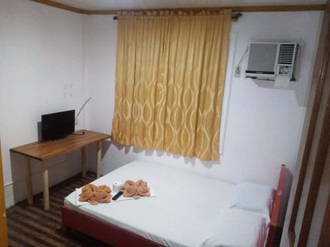 Deluxe Room | Free WiFi, bed sheets