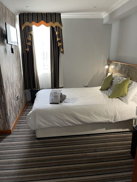 Standard Double Room | Soundproofing, free WiFi, bed sheets