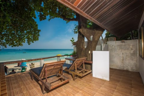 Bungalow, Beachfront | Terrace/patio