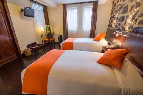 Twin Room | In-room safe, free WiFi, bed sheets