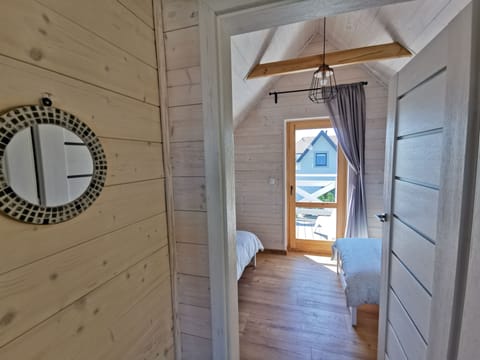 Deluxe Cabin (Egzotyczna Przygoda) | Pillowtop beds, individually decorated, individually furnished