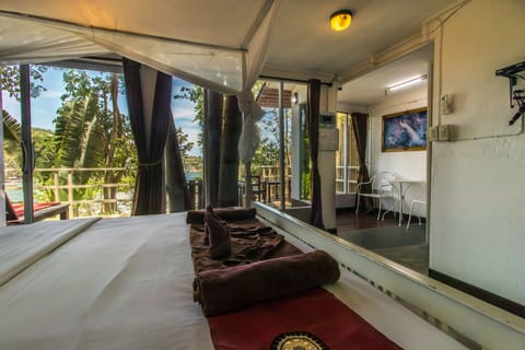 Double deluxe Happy love 2 bungalow S11 | In-room safe, blackout drapes, free WiFi, bed sheets