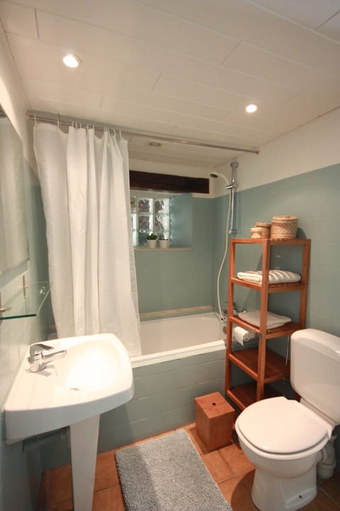 Family Cottage, Ensuite | Bathroom