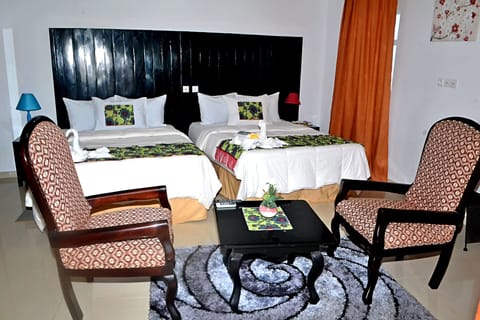 Premium Double Room | Minibar, in-room safe, desk, soundproofing