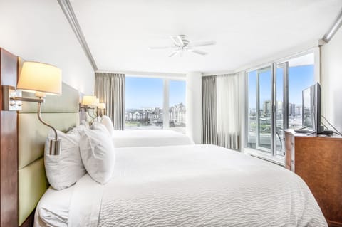 Suite, 1 Bedroom, Waterfront View | Premium bedding, pillowtop beds, in-room safe, desk