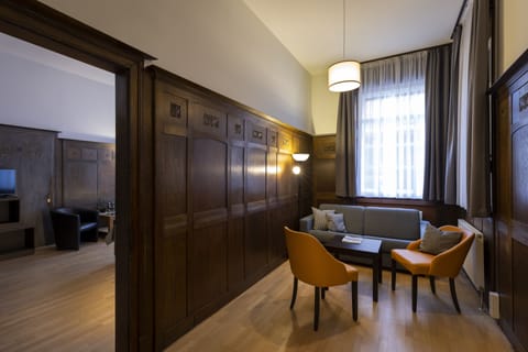 Apartment | In-room safe, free cribs/infant beds, free WiFi, bed sheets