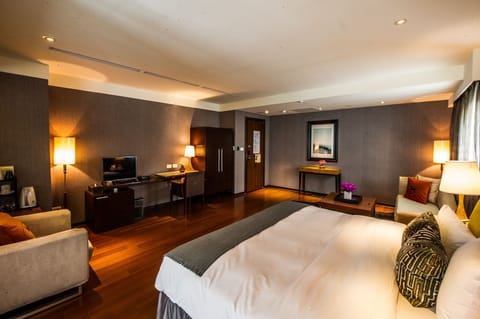 Deluxe Room (Vogue) | Down comforters, minibar, free WiFi, bed sheets