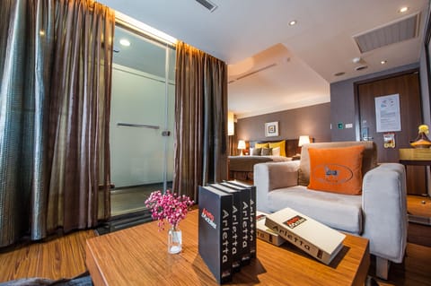 Deluxe Room (Vogue) | Down comforters, minibar, free WiFi, bed sheets