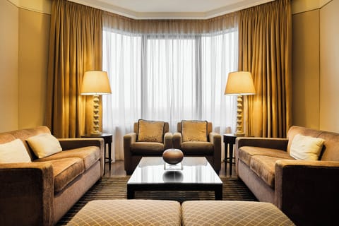 Presidential Suite, 1 King Bed | Premium bedding, minibar, in-room safe, desk