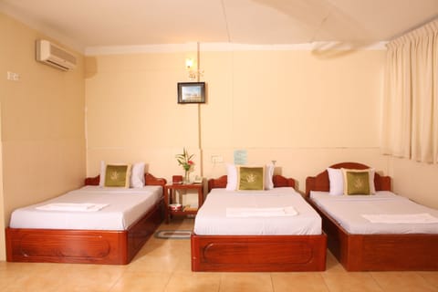Superior Triple Room, 3 Twin Beds | Select Comfort beds, minibar, in-room safe, individually decorated
