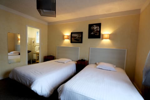 Double or Twin Room | Premium bedding, Select Comfort beds, minibar, desk