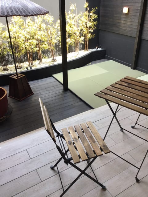 Deluxe Suite | Terrace/patio