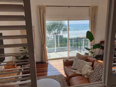 Premium Apartment, 1 Bedroom, Beach View, Oceanfront | Premium bedding, in-room safe, individually decorated