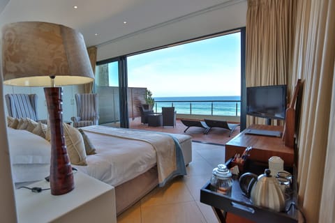 Deluxe Room, 1 Queen Bed (Sea Facing) | Select Comfort beds, minibar, in-room safe, individually decorated