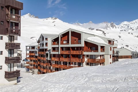 The high altitudes in Tignes guarantee an excellent snow-cover